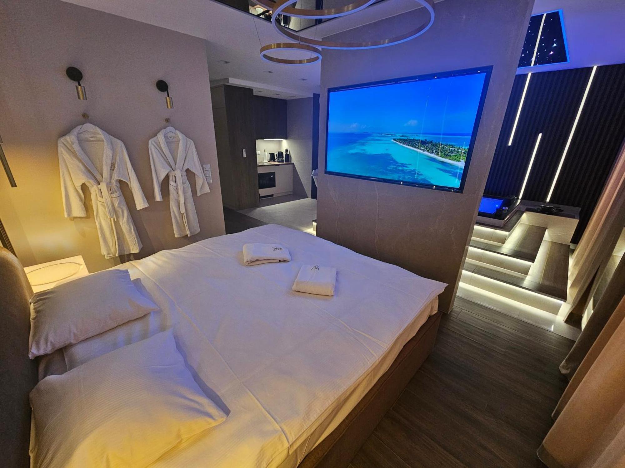 Masarska 8 Vip Apartamenty Jacuzzi Krakow Bagian luar foto